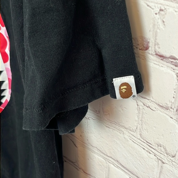 BAPE Black ABC Camo Shark T-Shirt by A Bathing Ape - Picture 4 of 10